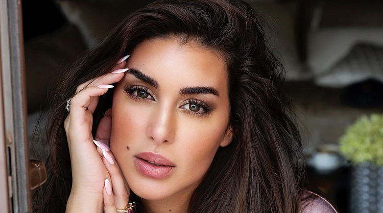 Egyptian Star Yasmine Sabri Returns to Film 'Nasib