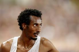 Ethiopian Runner Yomif Kejelcha Breaks Half-Marathon Record