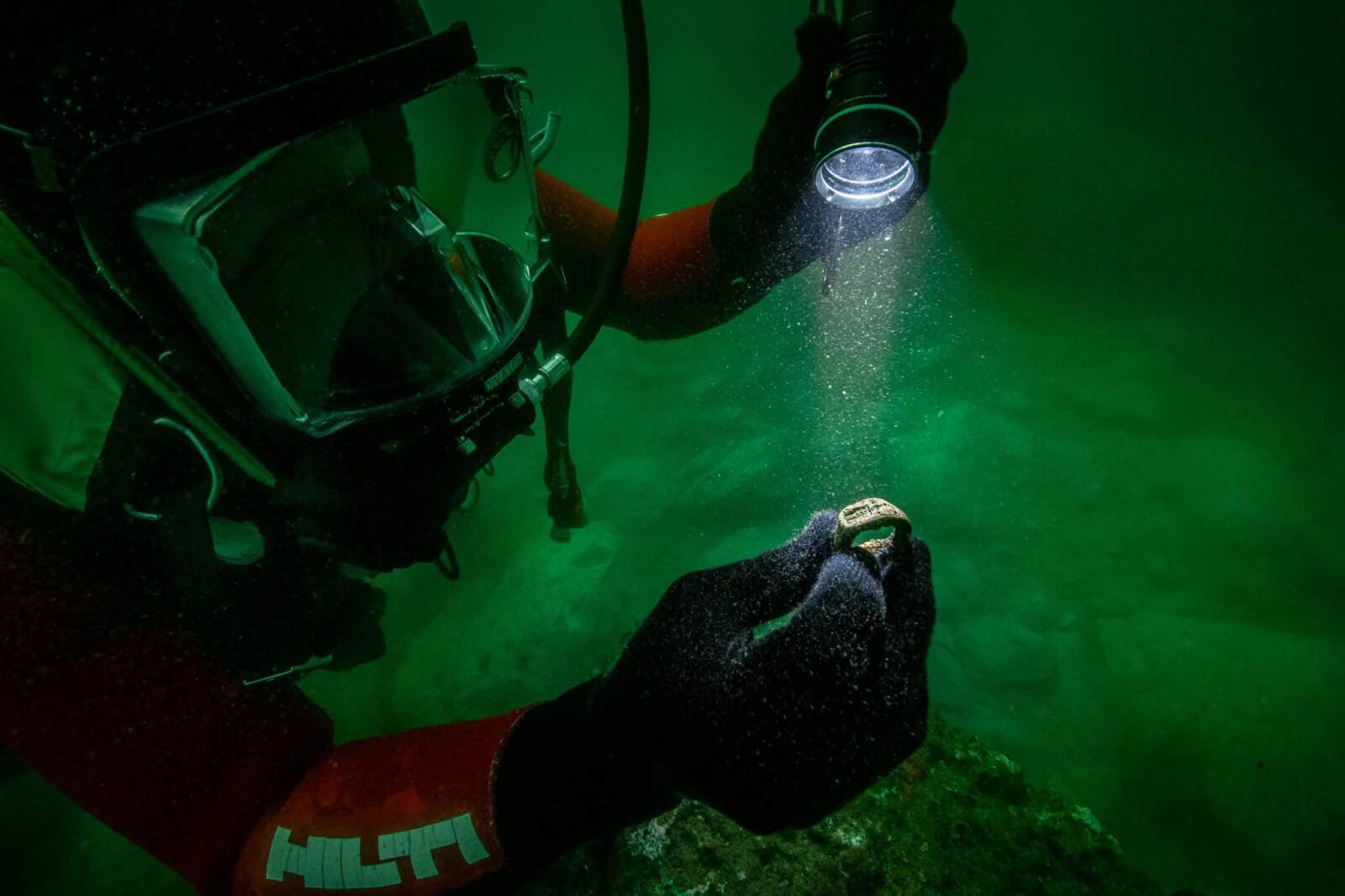 First Seal Ring With Ancient Lighthouse Wonder Found