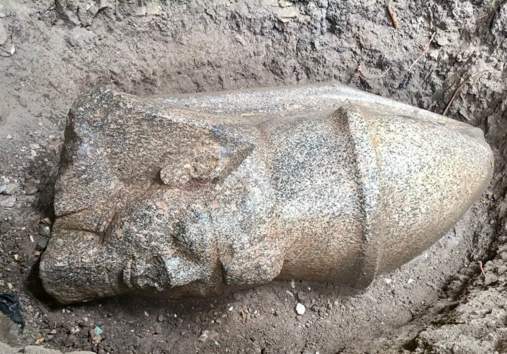Egypt Homeowner Finds 28-Foot Ramesses II Statue - Image 3