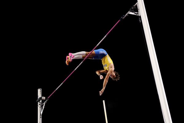 Amy Hunt Makes History With 4 Gold Medals in Birmingham