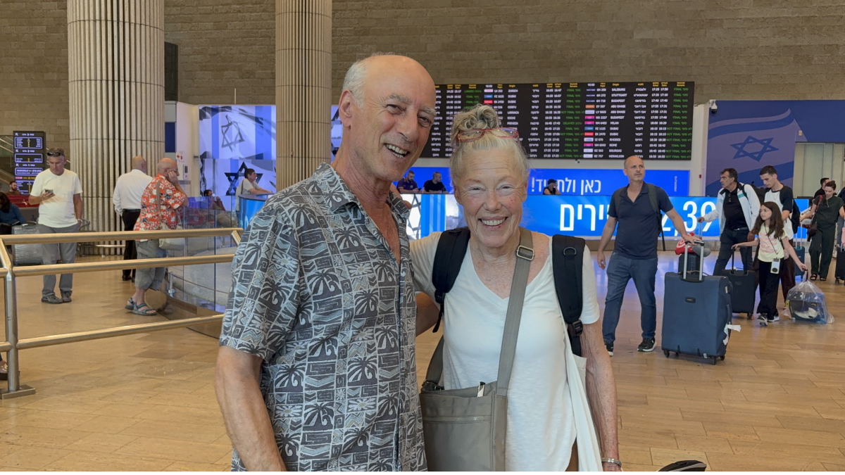 Cousins Meet After 80 Years, DNA Test Ends Holocaust Loss
