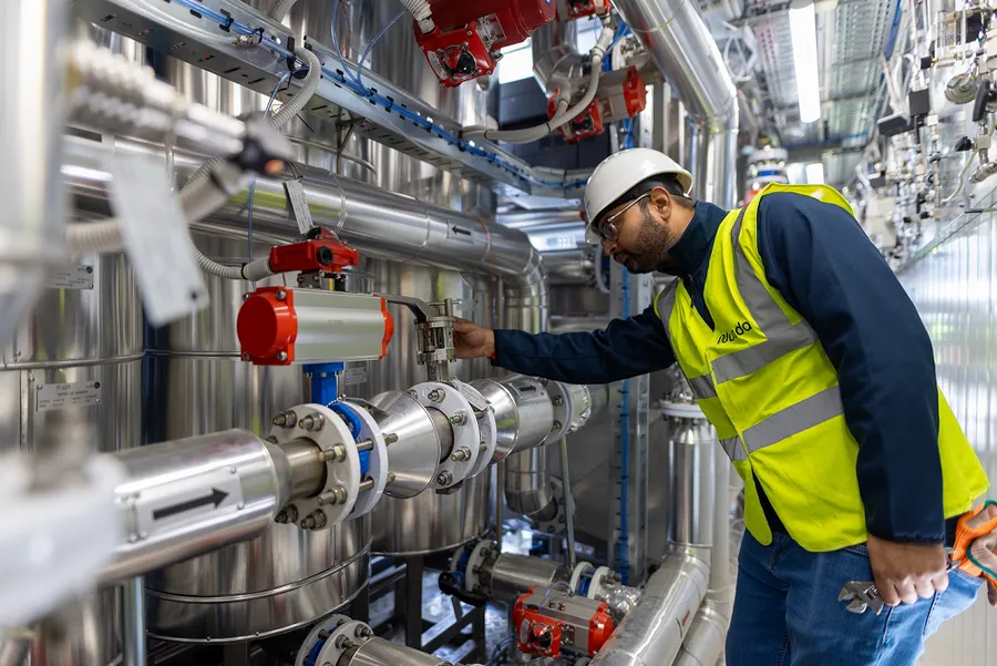 France Launches 10,000-Ton Carbon Capture Hub