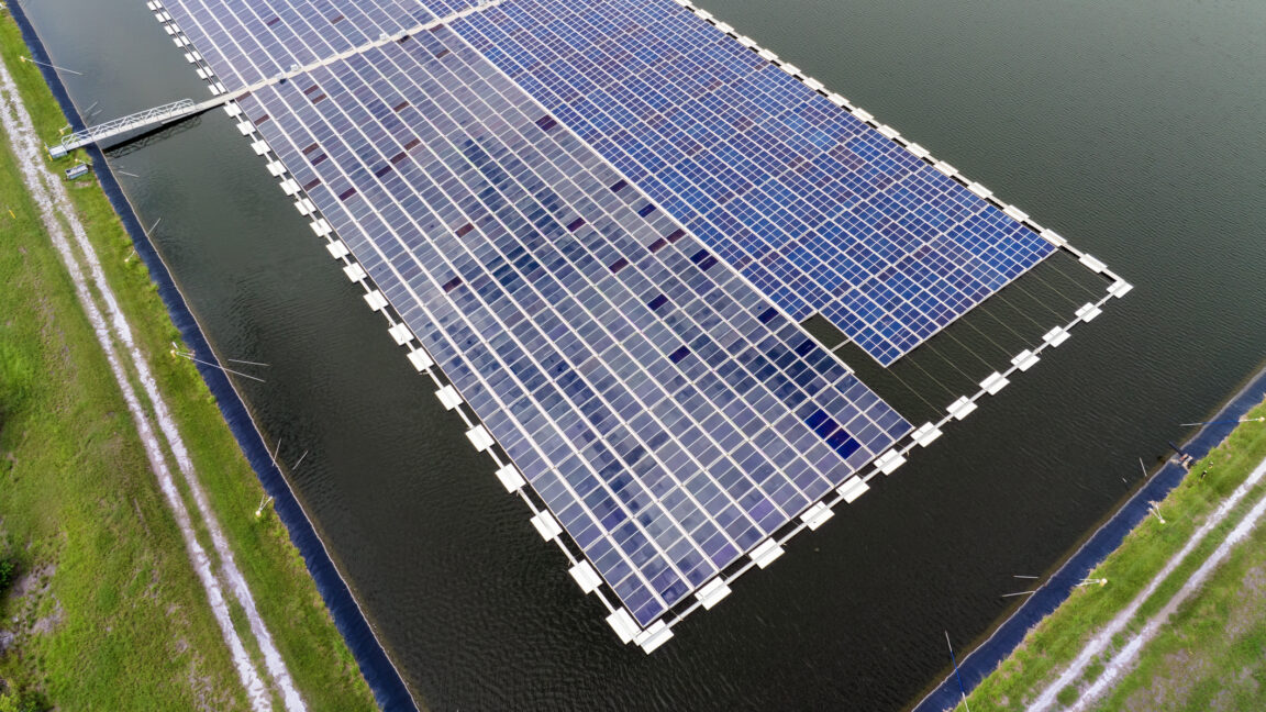Solar Power Surpasses Hydroelectric for First Time in US