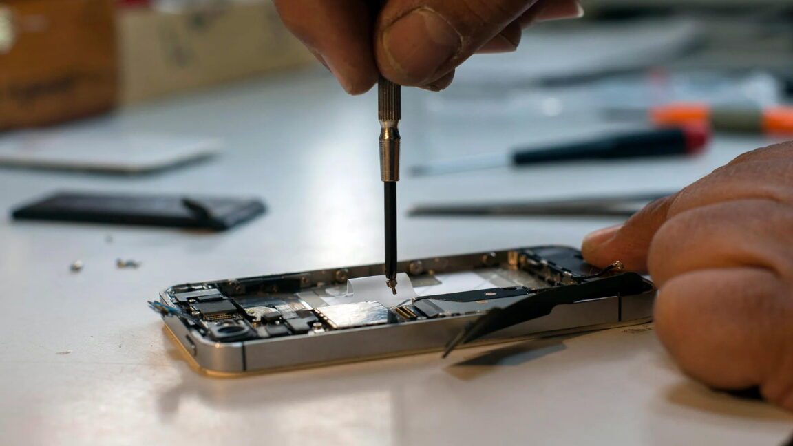 Colorado Blocks Big Tech's Attempt to Weaken Repair Law