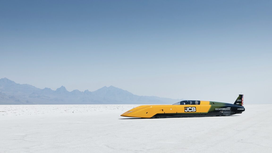 UK Car Hits 406 MPH Using Hydrogen Engines