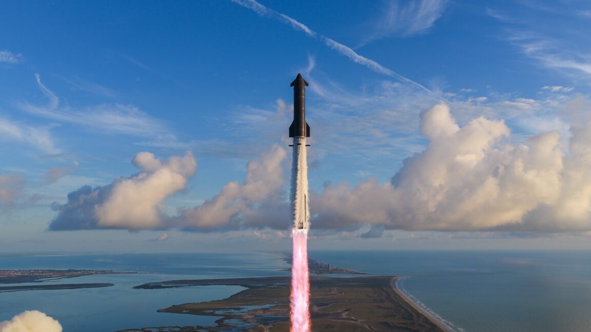 SpaceX Plans Double Rocket Catch in Historic November Test