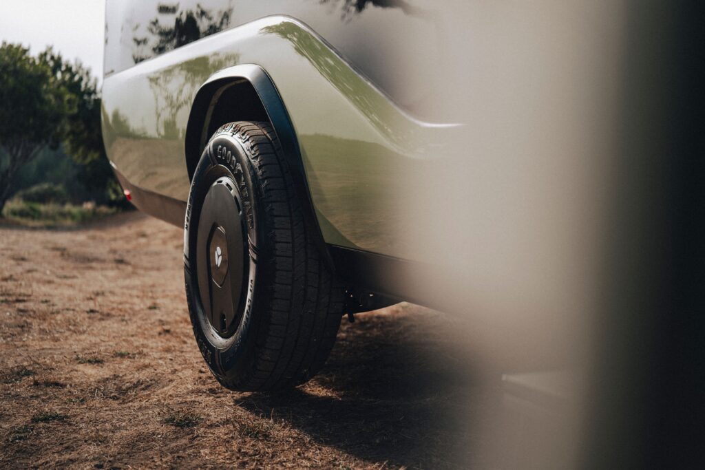 Solar Camper Charges Itself and Your EV Off-Grid - Image 3