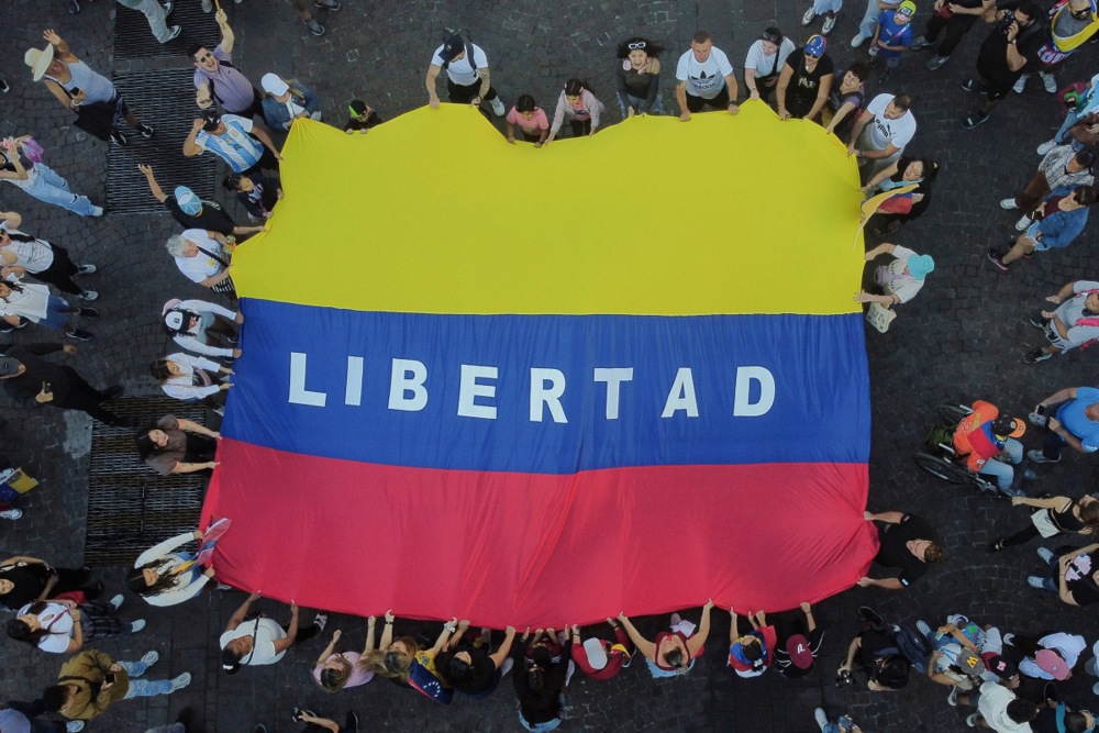 Venezuela Frees 383 Political Prisoners in Historic Release - Image 2