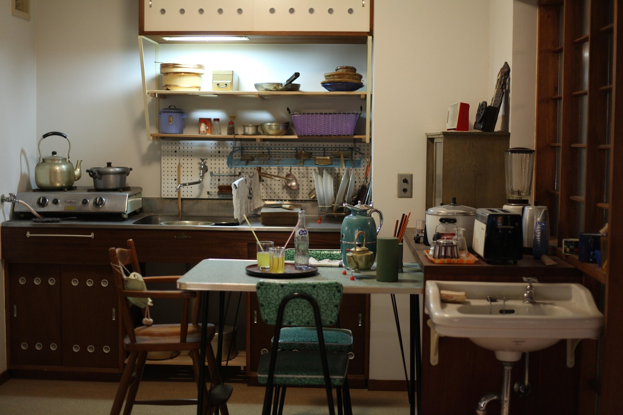 Small Kitchen, Big Heart: Cook's Joyful Downsizing Story - Image 2