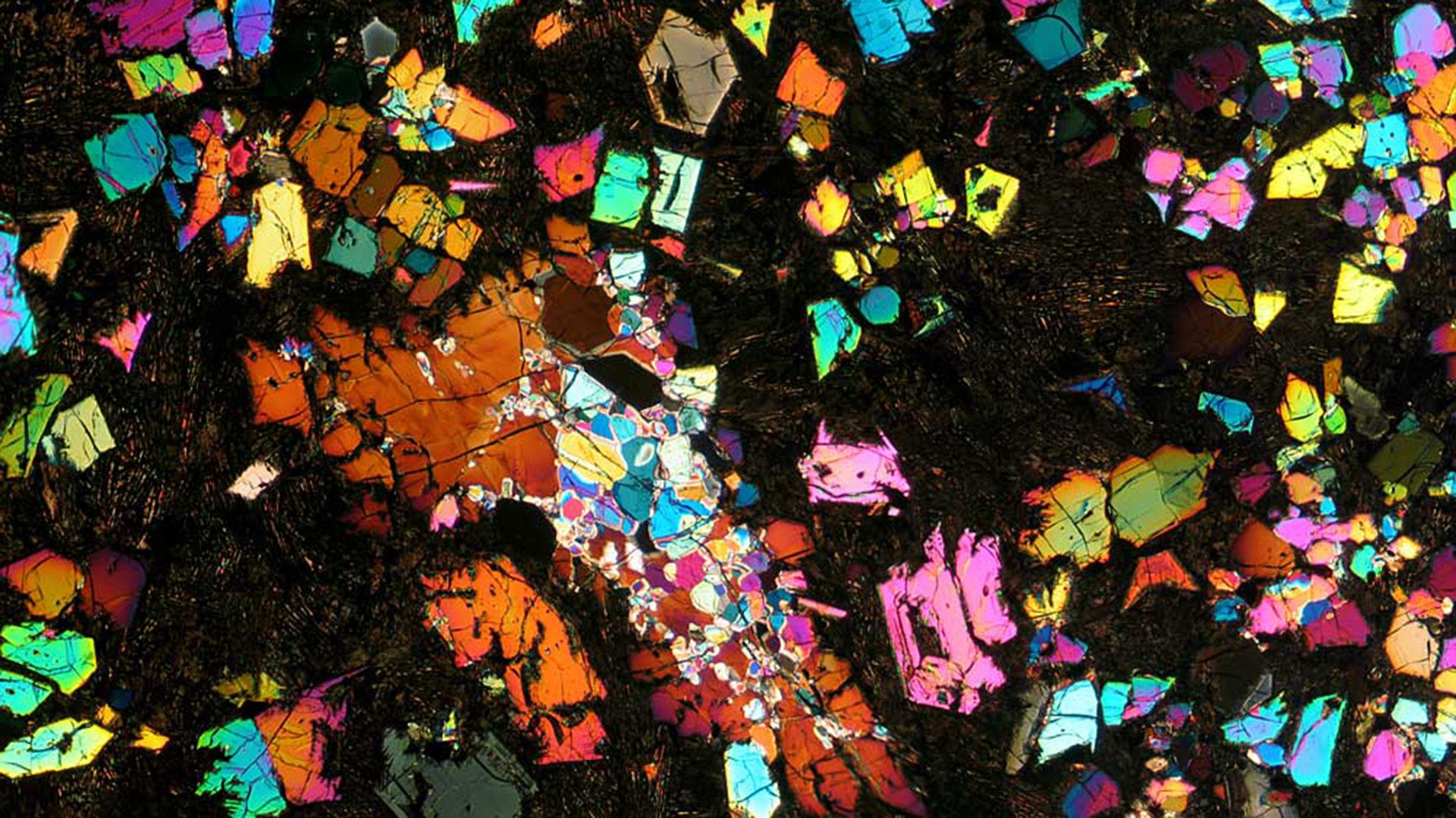 Rainbow Meteorite May Be Piece of Lost Moon-Sized Planet