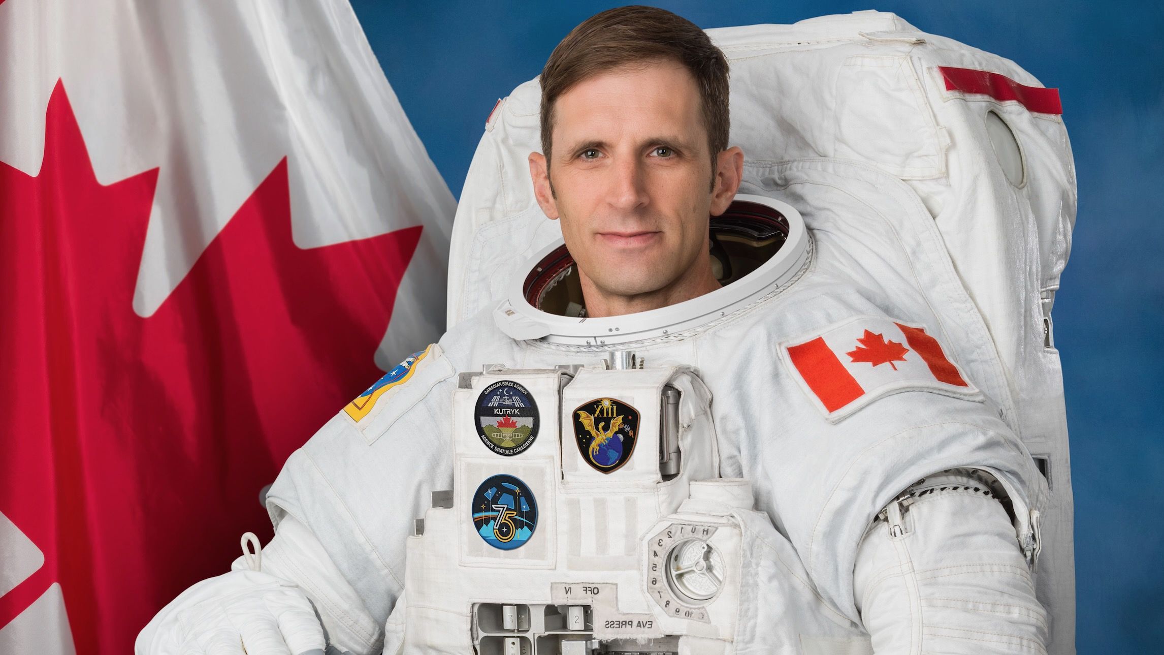 Canada's First Spacewalk in 7 Years Powers Up ISS