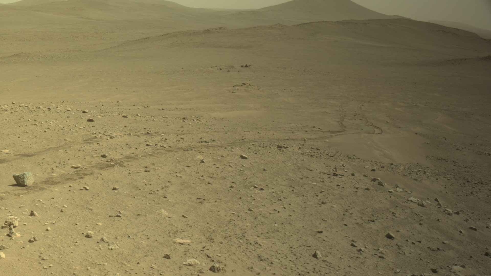 NASA Rover Breaks Interplanetary Driving Record on Mars - Image 3