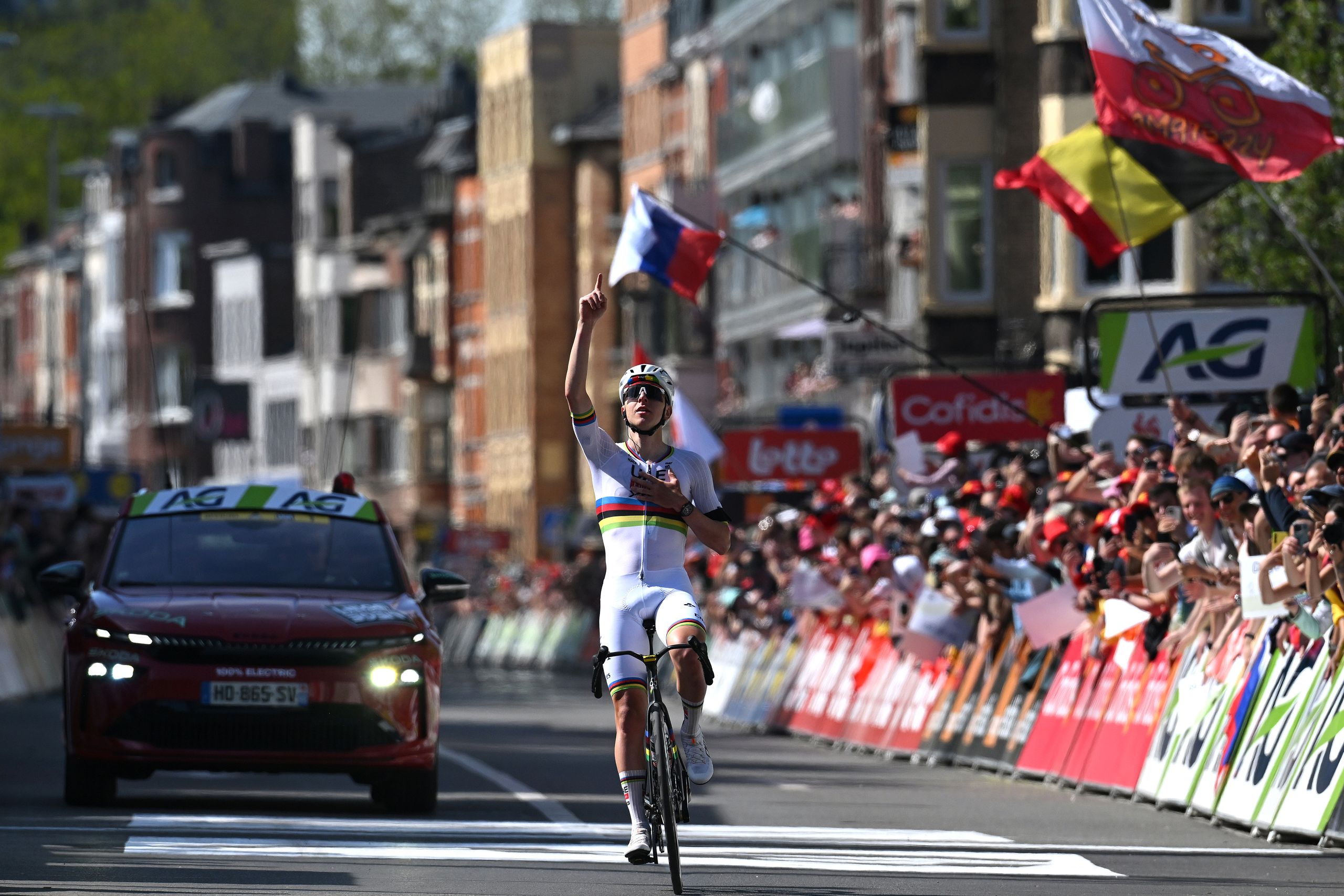 Cycling Star Pogacar Wins Historic Race at Just 27