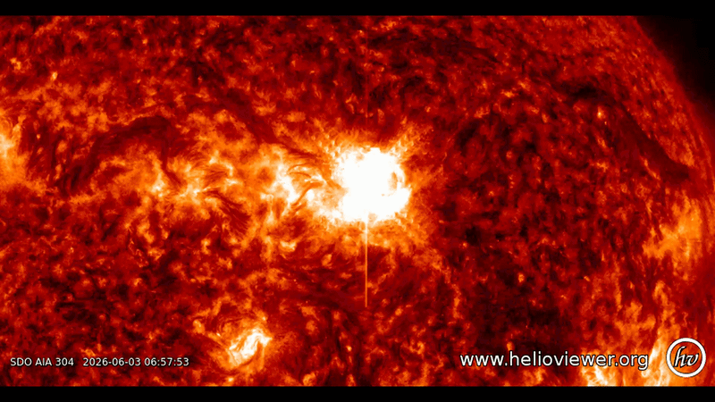 Sun Unleashes 3 Massive Flares, Northern Lights Coming