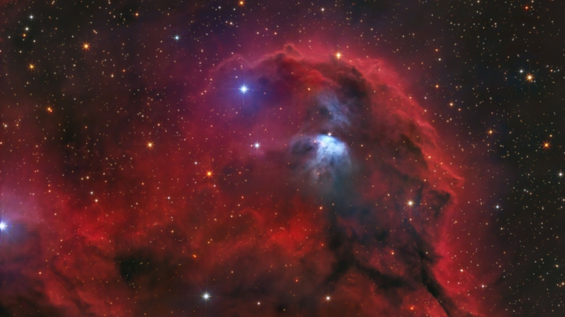 UK Photographer Spends 70 Hours on Stunning Blue Nebula
