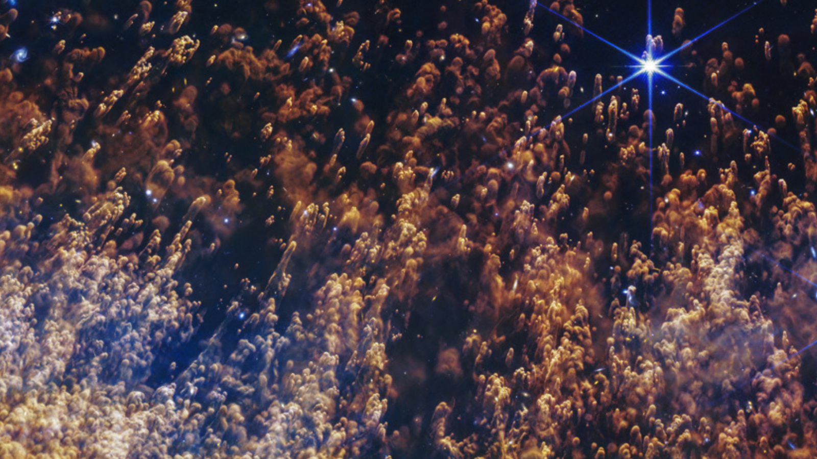 James Webb Telescope Reveals Stunning Eye of God Nebula
