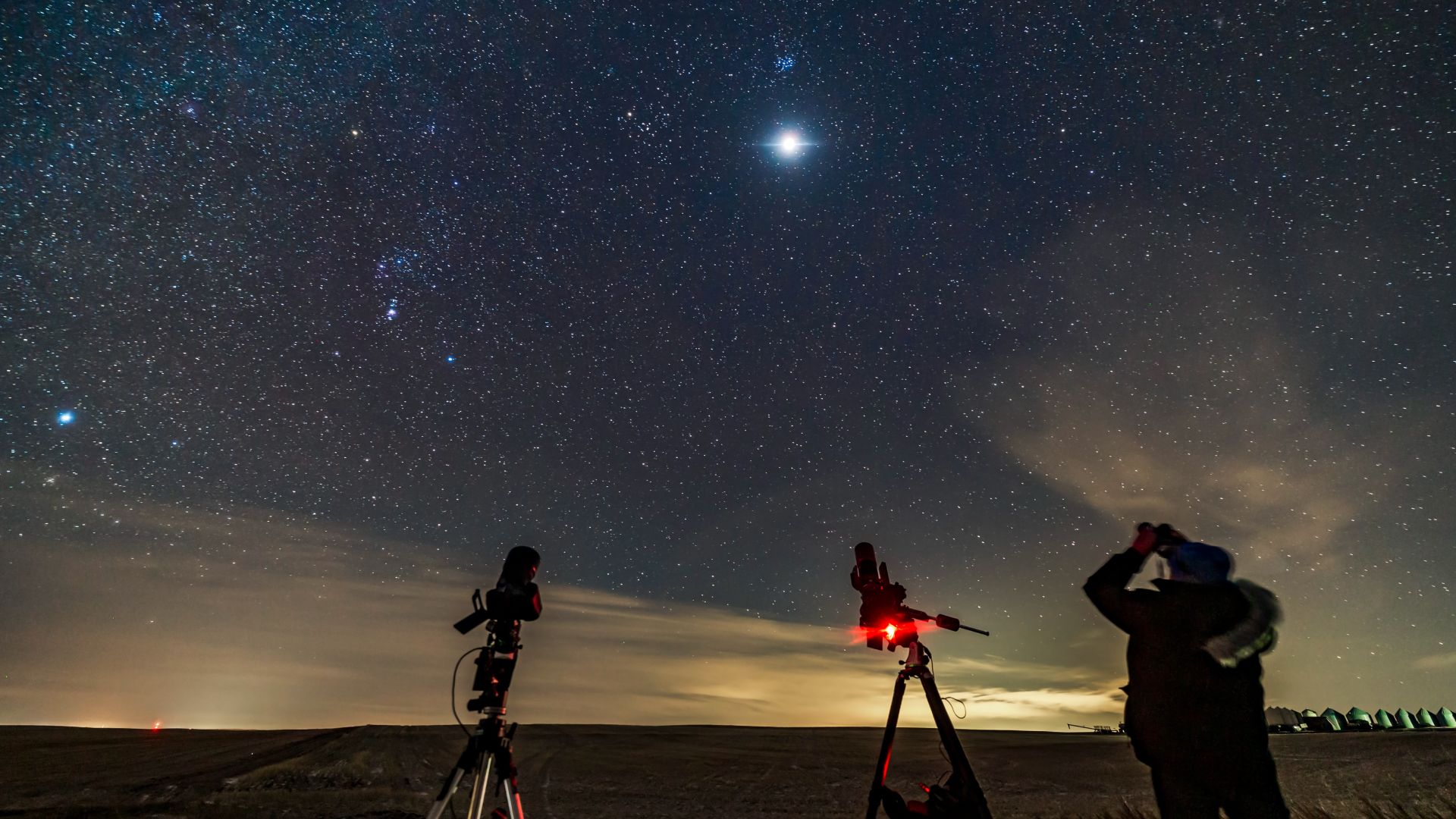 Moon and Pleiades Share Sky Tonight in Rare Close Pass