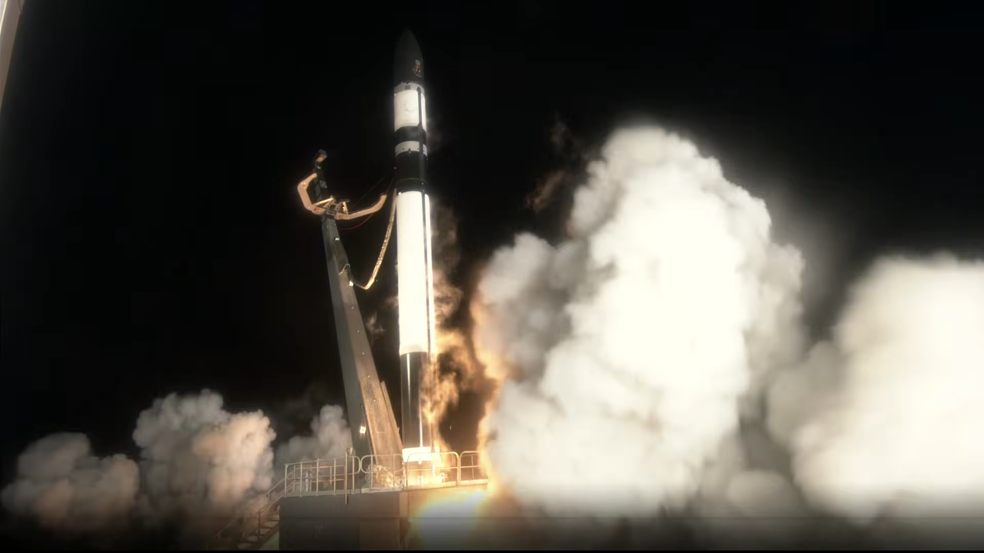 Rocket Lab Launches Japan's 9th Earth-Watching Satellite