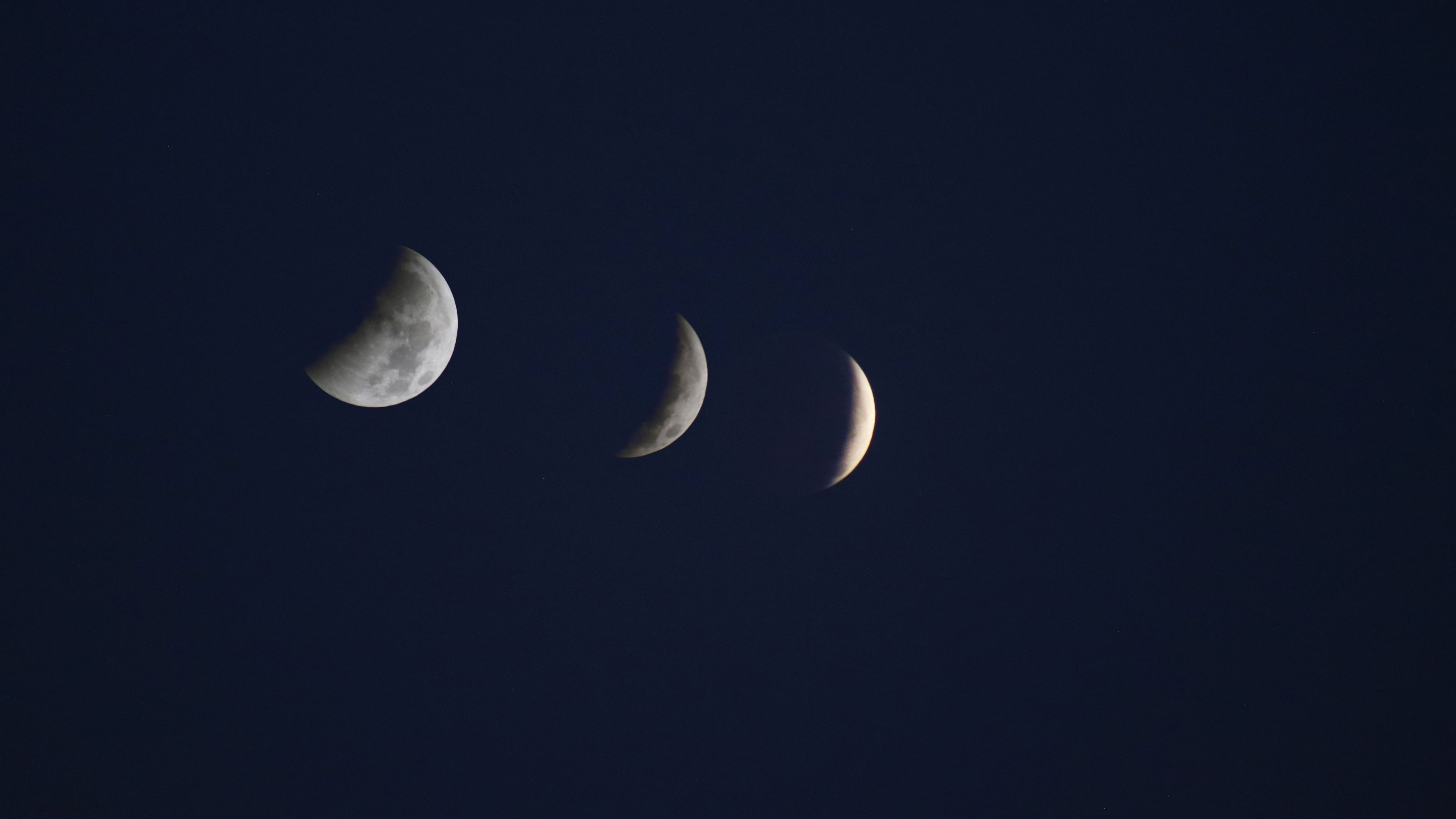 Almost Blood Moon' Wows Millions Across the Globe - Image 5