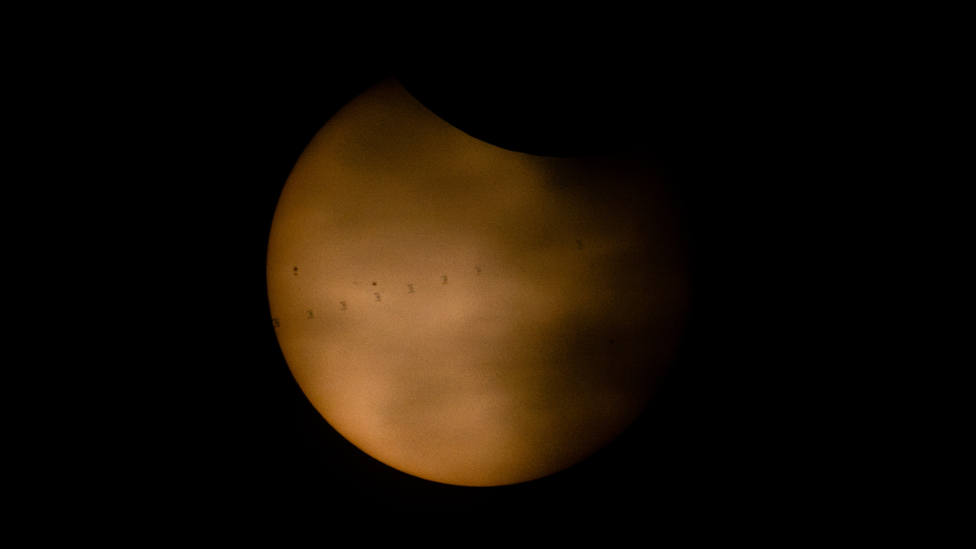 Space Station Photobombs the Sun During Total Eclipse - Image 2