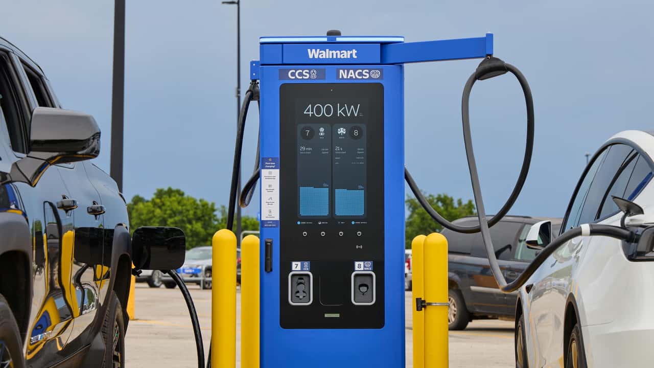 Walmart Opens 100th EV Charging Station in 20 States - Image 2