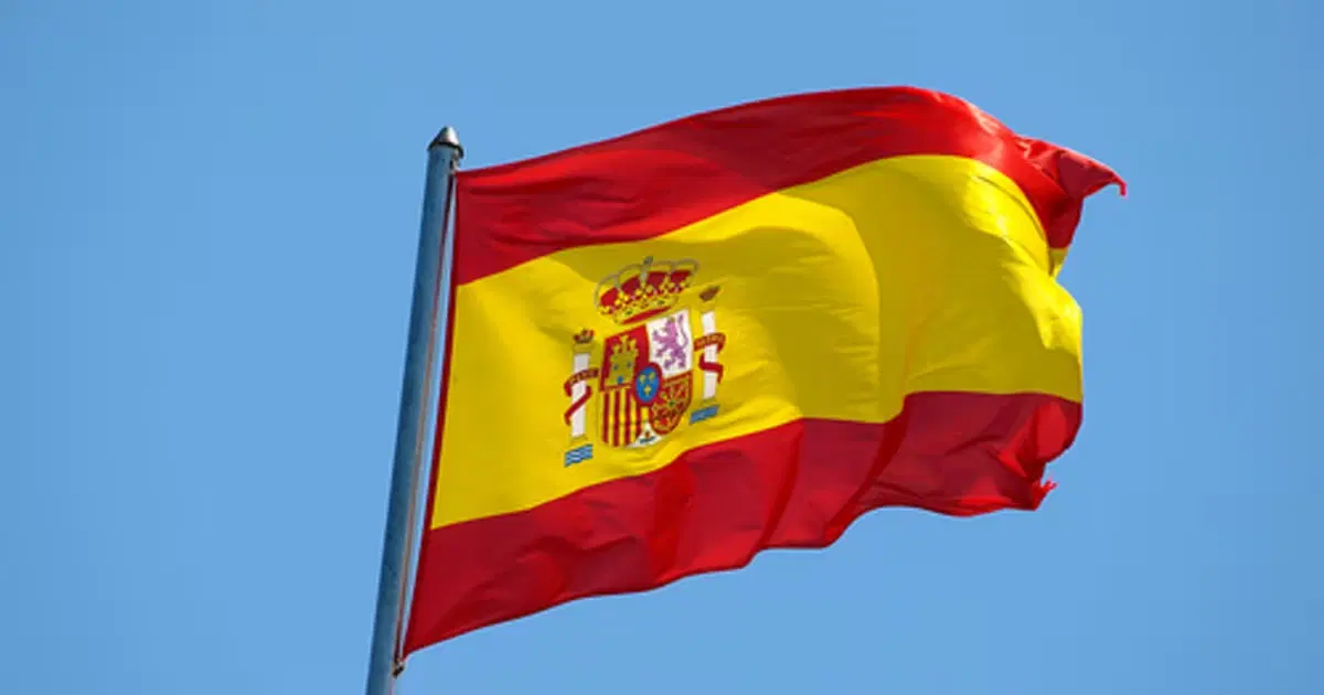 8 Countries Now Paying People to Move There in 2026