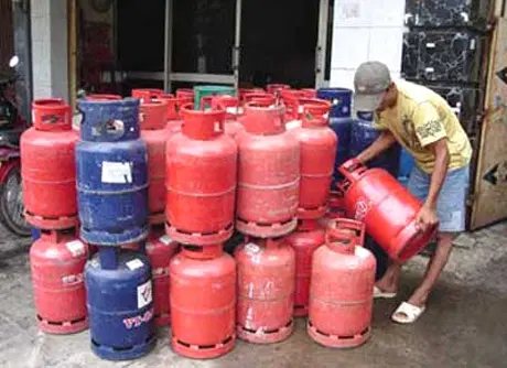 Cooking Gas Prices Drop 40% in Nigeria's Capital