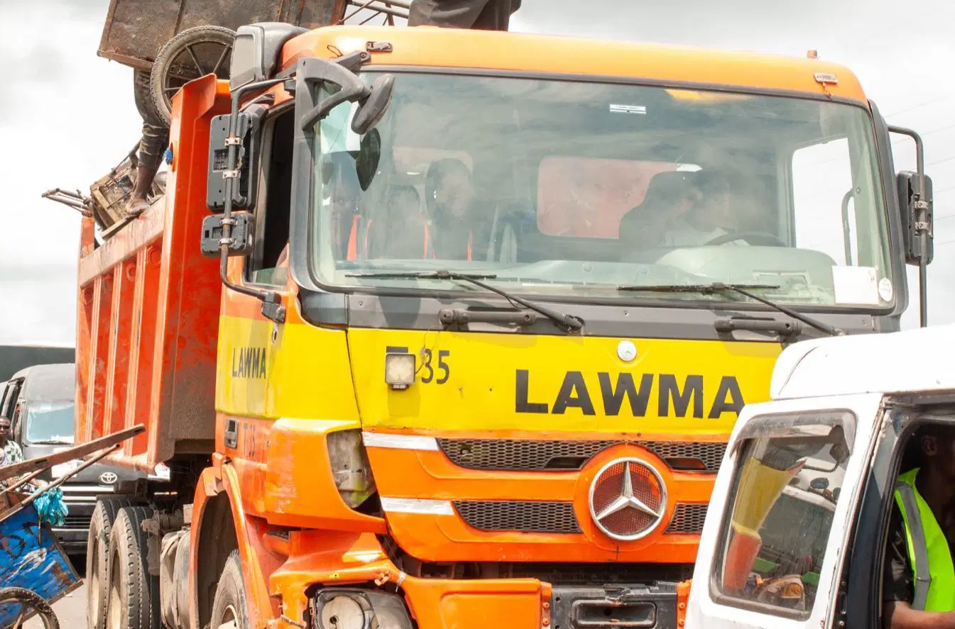 Lagos Clears Waste Hours After Newspaper Investigation
