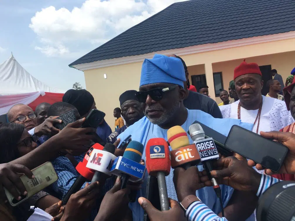Nigerian Airline Builds Health Center for Rural Community