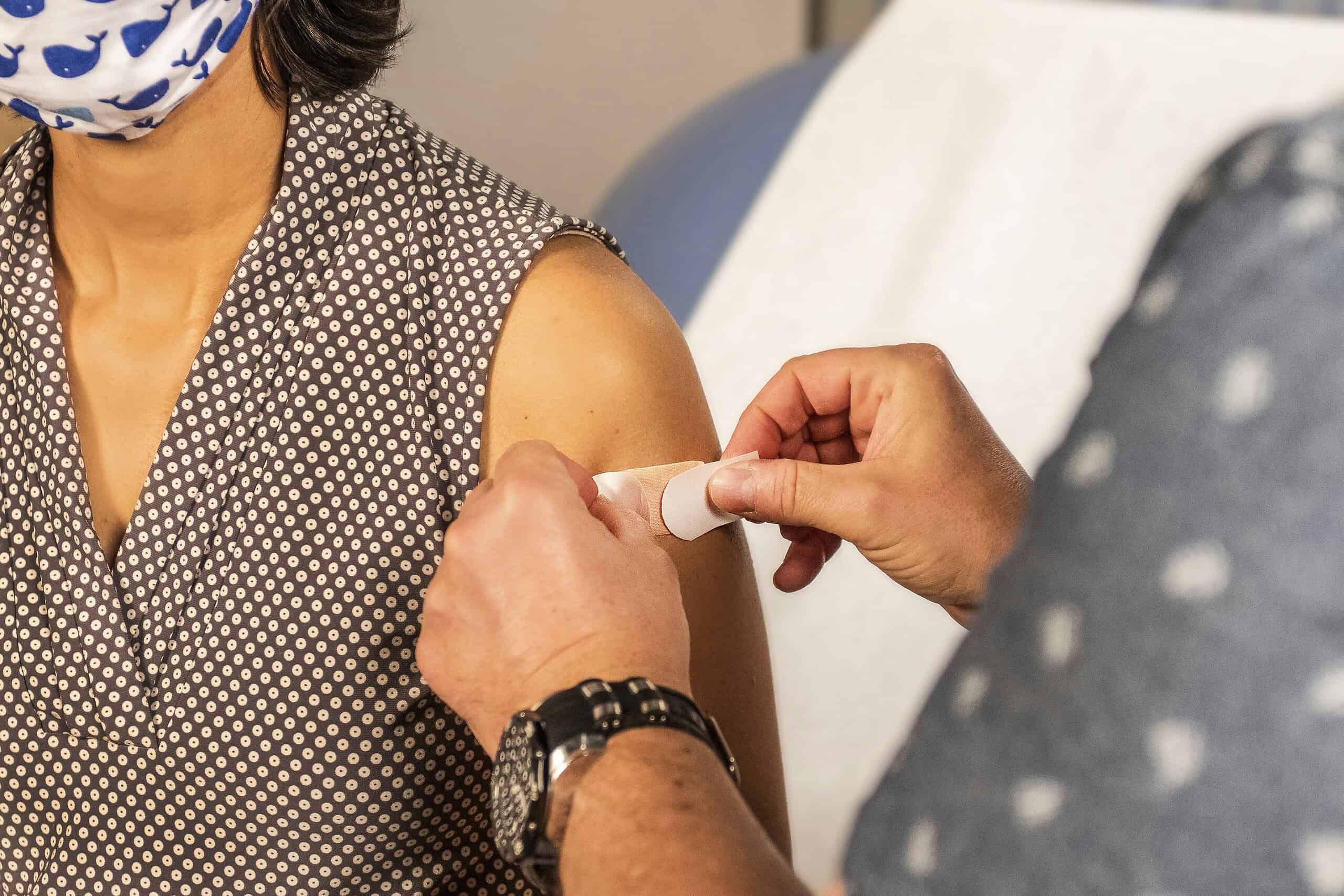 Shingles Vaccine Cuts Heart Disease Risk by 12%