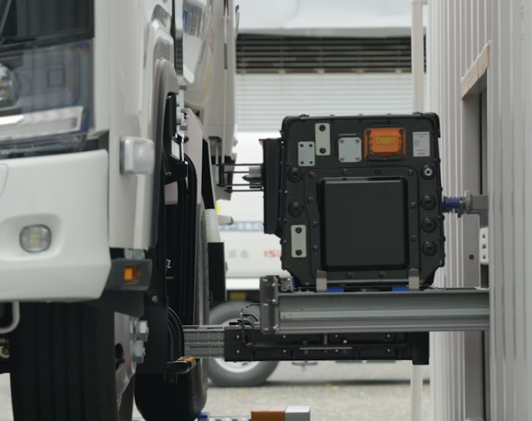 Japan Tests 3-Minute Battery Swaps for Garbage Trucks - Image 4