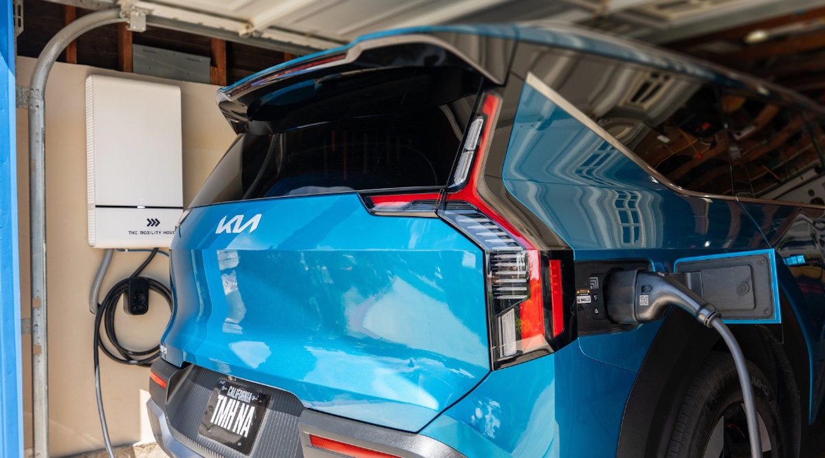 Massachusetts Turns Parked EVs Into Grid-Saving Batteries