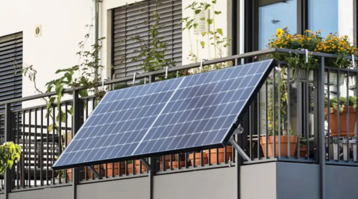 Nine States Now Allow Plug-In Balcony Solar Panels