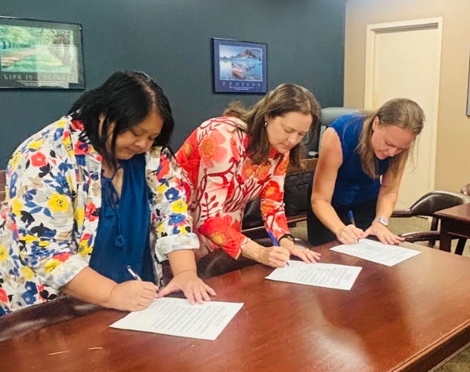 3 Women Volunteer to Help 97 Kids in Foster Care