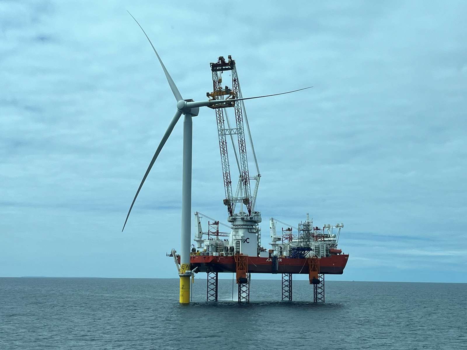 Revolution Wind Completes 65-Turbine Offshore Wind Farm