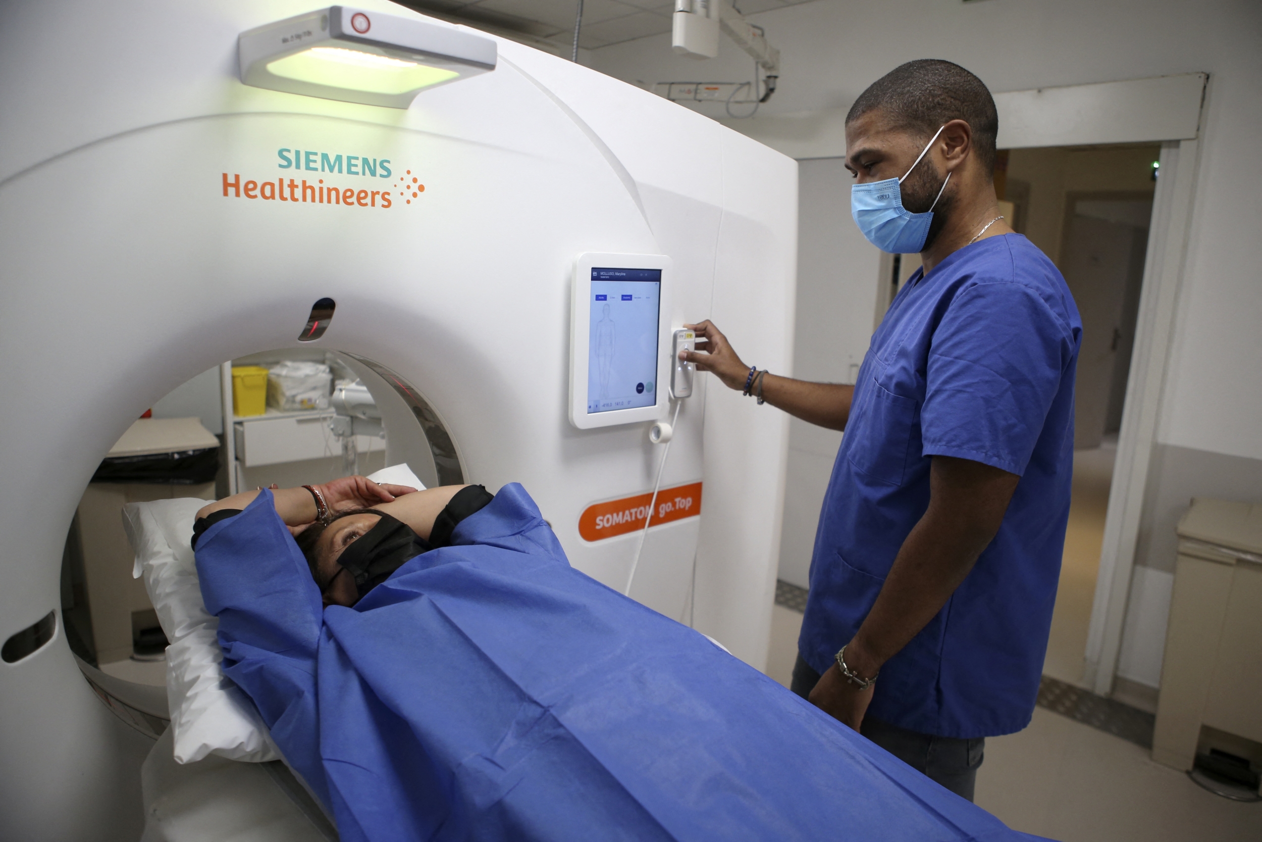 FDA Approves New Lung Cancer Drug for Younger Patients