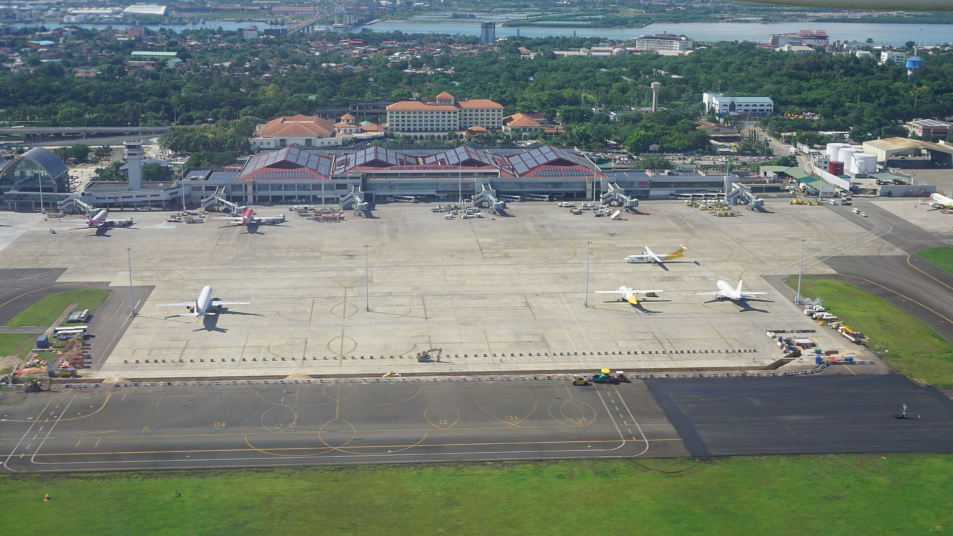 Philippines Airport Cuts Carbon While Traffic Soars 15%