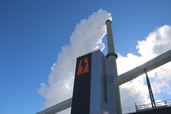 Canada Explores Carbon Credit Trading to Boost Clean Tech