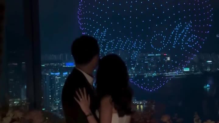 Hong Kong Drone Proposal Lights Up Victoria Harbour