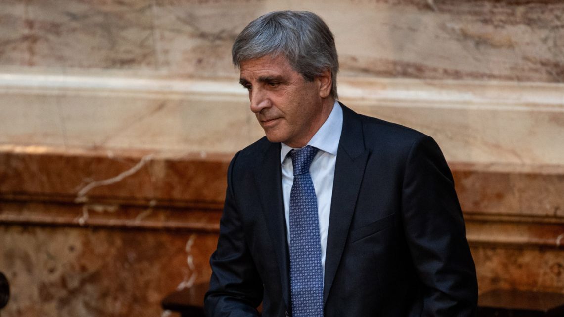Argentina Pays $4 Billion Debt, Defies Wall Street Doubts