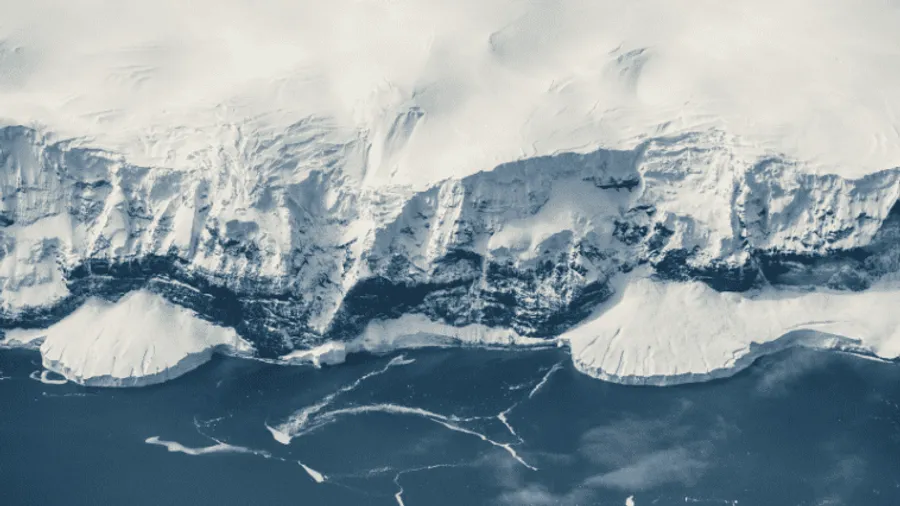 Scientists Map 30 Hidden Basins Beneath Antarctica - Image 2