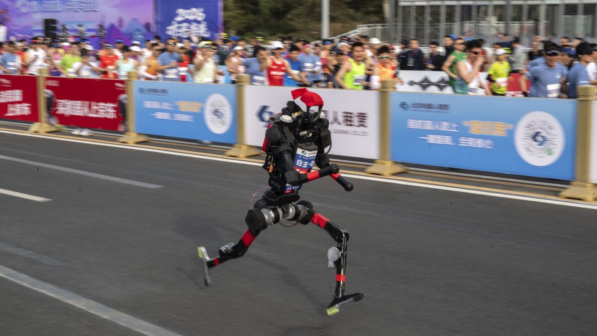 China Rules Companies Can't Fire Workers to Use AI Instead