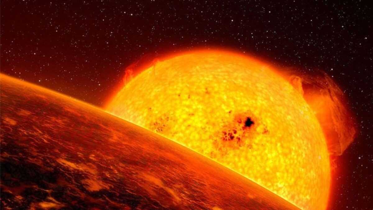 Scientist's Plan Could Keep Earth Habitable 9 Quadrillion Years