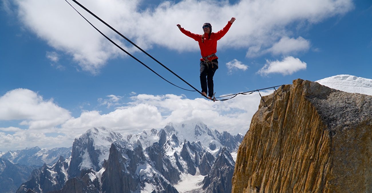 Woman Sets Highline Record at 20,500 Feet in Pakistan