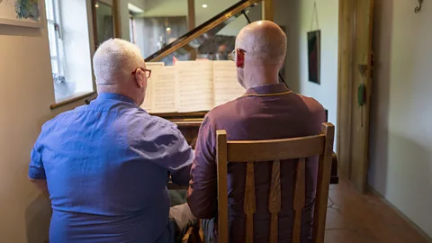 Music Practice Reshapes Brains and Eases Pain, Study Finds - Image 3