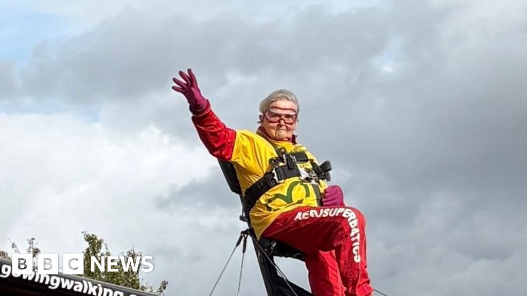 Woman, 99, Becomes World's Oldest Wing Walker