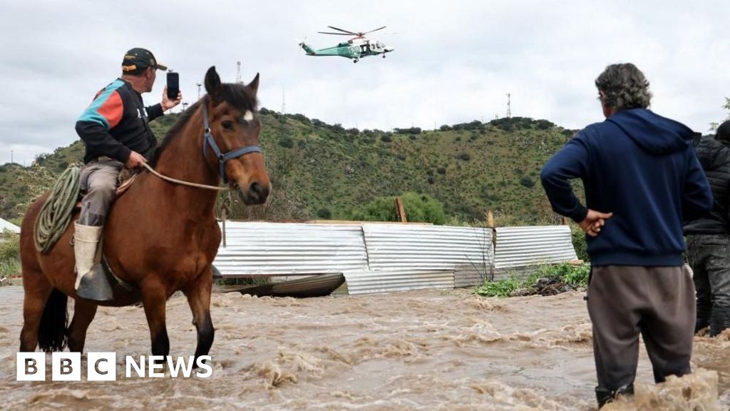 Chilean Police Airlift Families Trapped by Historic Floods