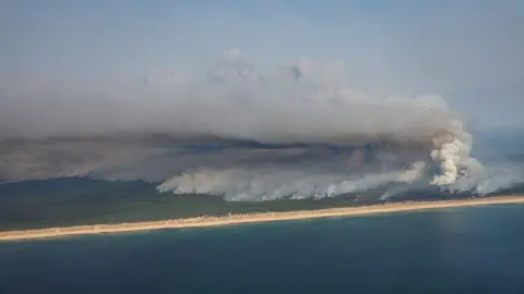5,000 Heroes Battle Europe's Wildfires with New Tech - Image 5