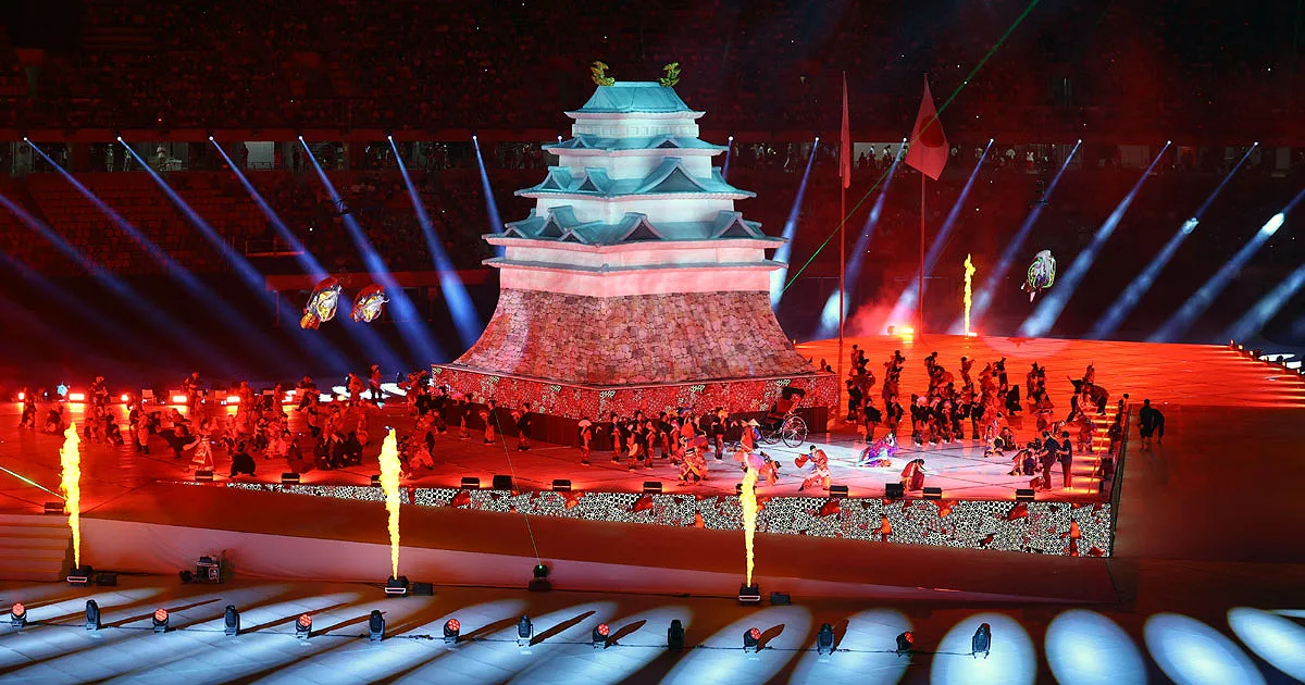 Japan Opens Asian Games With Robots and Kabuki Magic